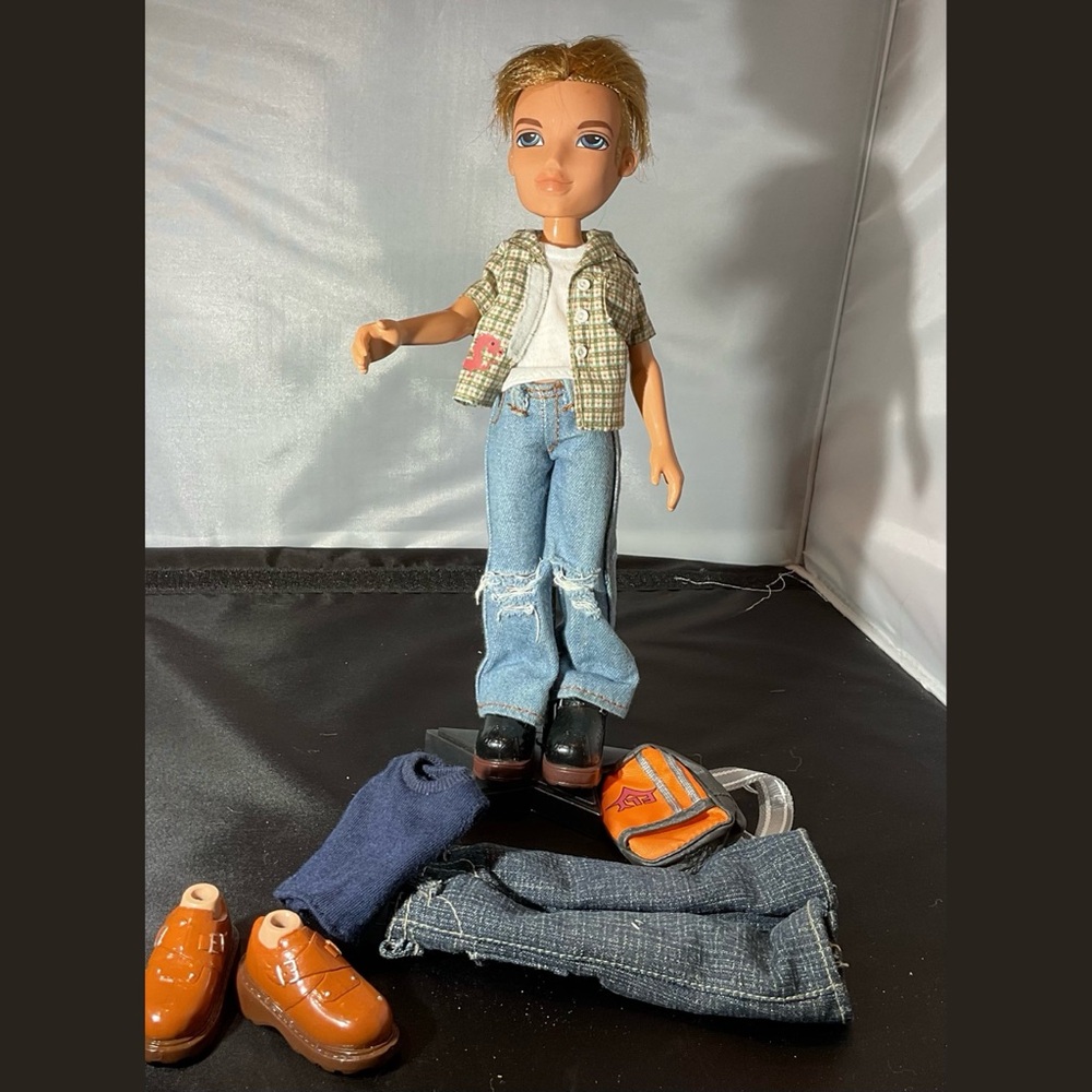 2002 Original Bratz Boyz Cameron First Edition Fully Dressed Original Outfits